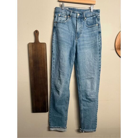 Gap Blue Indigo Denim Medium Wash Sky High Straight Jeans Size 4 Tall - Picture 1 of 6